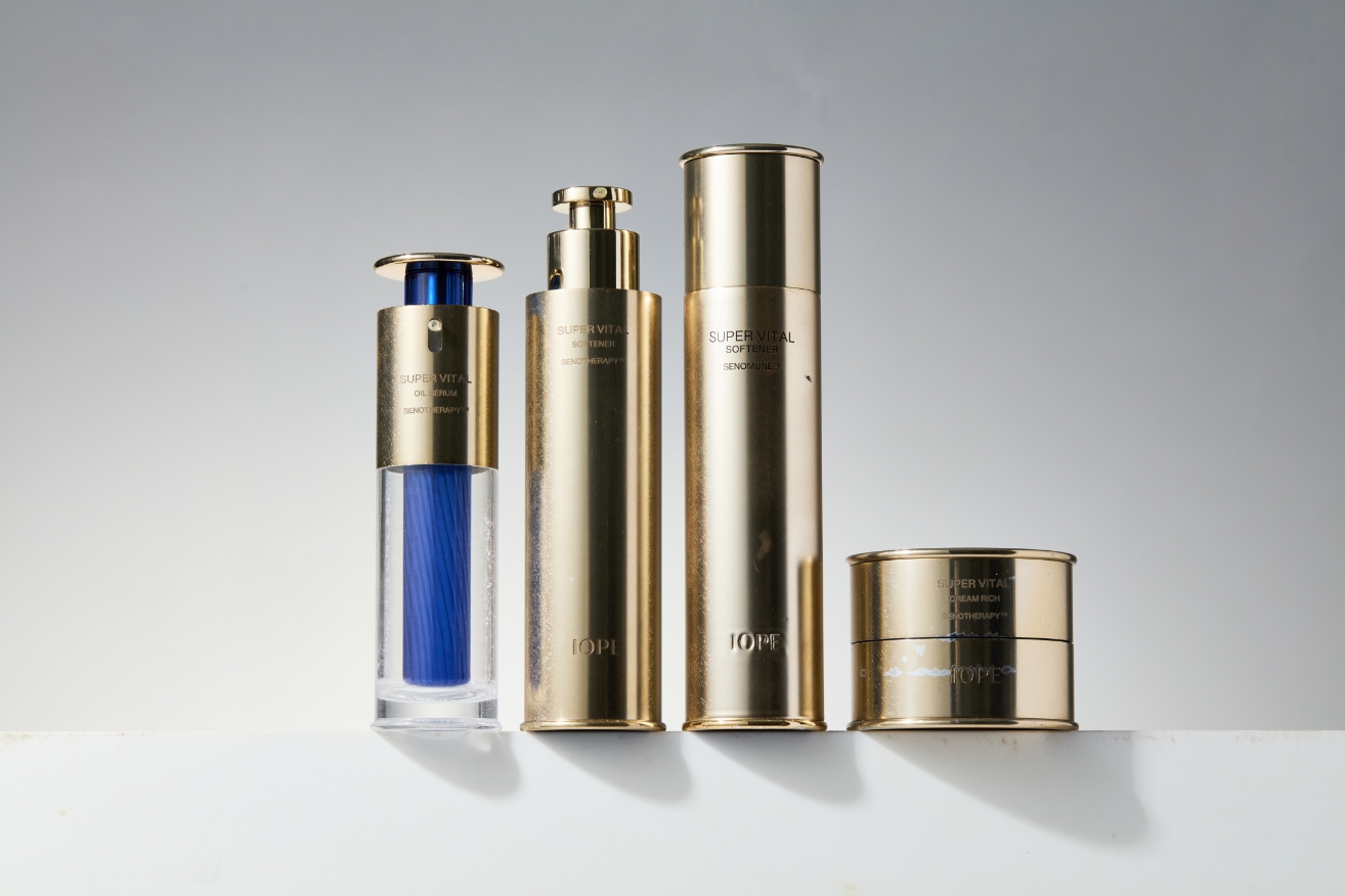 The newly launched IOPE SUPER VITAL LINE 아이오페 슈퍼바이탈 디자인 리뉴얼 24_110_02_da2_00_a