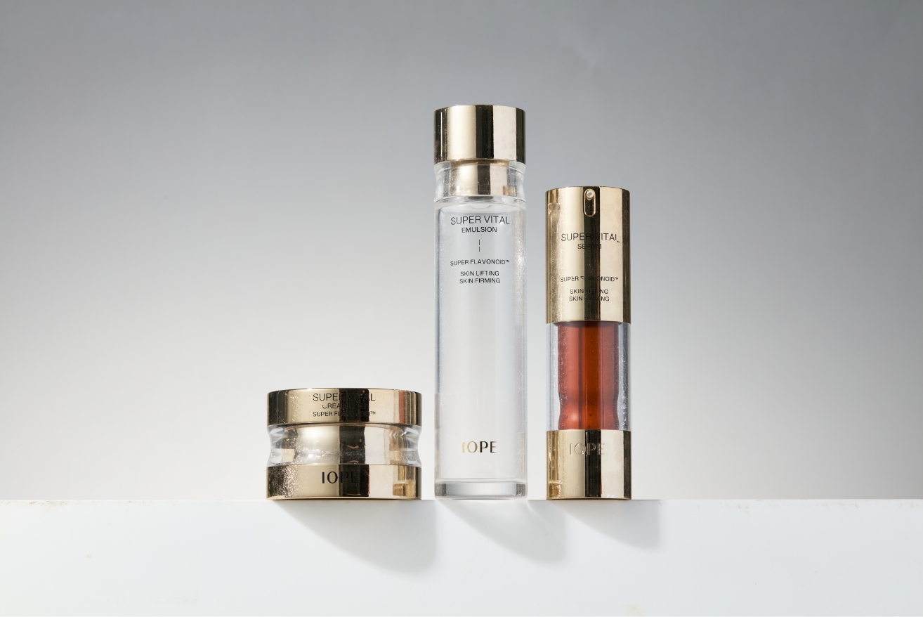 The newly launched IOPE SUPER VITAL LINE 아이오페 슈퍼바이탈 디자인 리뉴얼 24_110_02_da2_01_b