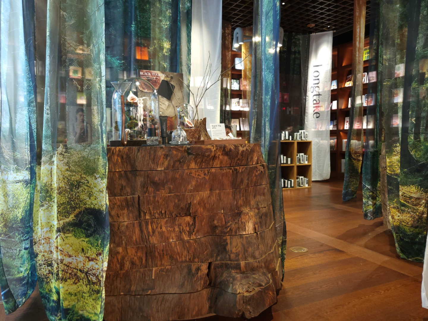 Longtake POP-UP store, 'my little forest' @ANANTI COVE 롱테이크 팝업 스토어 'my little forest' @아난티 코브 24_111_01