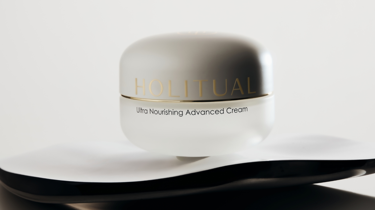 HOLITUAL ULTRA NOURISHING advanced cream 시간의 흔적을 이겨내는 고귀한 힘, 울트라 너리싱 어드밴스드 크림 24_120_00_00_da2_00